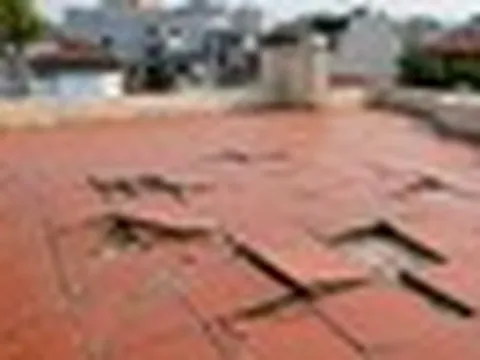Lời khuyên cho các gia đình có sân lát bằng gạch đỏ bị phồng rộp, nứt vỡ