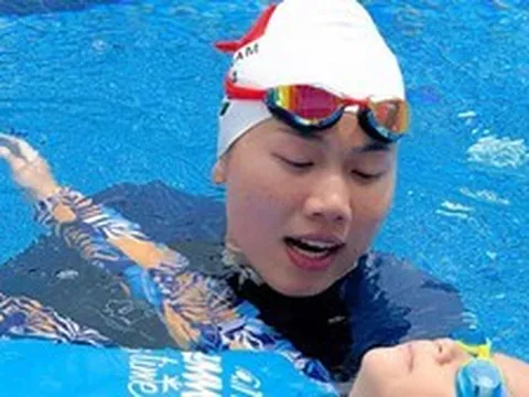 Bất ngờ với nguồn thu nhập của thầy dạy bơi nổi tiếng Việt Nam: Từng kiếm tiền tỷ ở tuổi 19