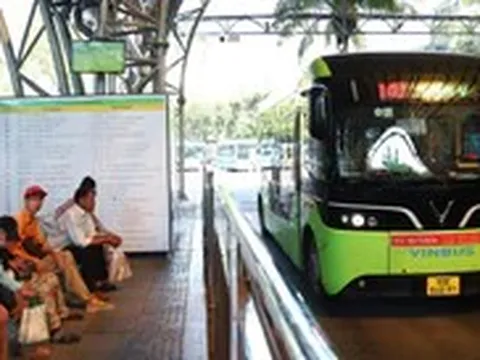 Hơn 30,6 triệu lượt hành khách đi xe buýt ở TP.HCM sau 3 tháng miễn phí