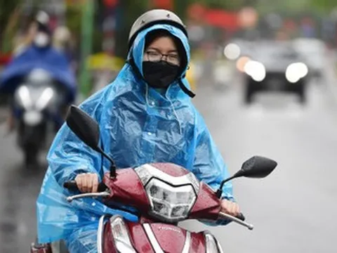 Không khí lạnh bắt đầu tràn về, Hà Nội giảm gần 10 độ, miền Bắc mưa lớn