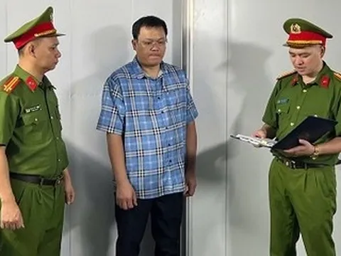Khởi tố giám đốc công ty sản xuất hơn 1,2 triệu viên sủi giả