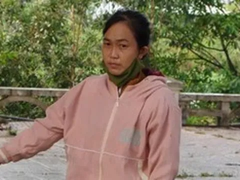 Giả vờ mua vàng rồi bỏ chạy, người phụ nữ bị bắt tại trận