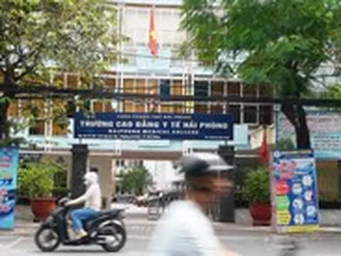 Trường cao đẳng Y tế Hải Phòng tính hủy lễ vinh danh, trả tiền nếu sinh viên không đồng thuận
