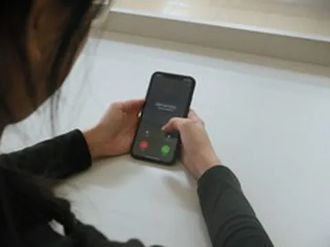 Nữ sinh viên bị khống chế tâm lý, buộc thuê nhà nghỉ tự cô lập