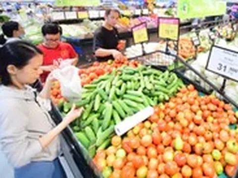 Giải bài toán lãi suất để hỗ trợ tăng trưởng GDP 10%