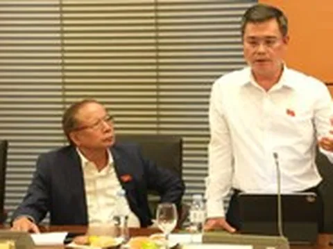 Cuộc thảo luận ở nghị trường giữa Chủ tịch ngân hàng và Chủ tịch Hiệp hội Doanh nghiệp nhỏ và vừa về vốn