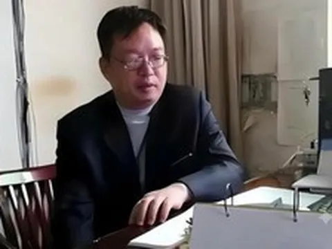 Nam sinh 17 tuổi là thủ khoa khối Tự nhiên ĐH danh giá, về quê làm bảo vệ, chưa bao giờ tham gia họp lớp