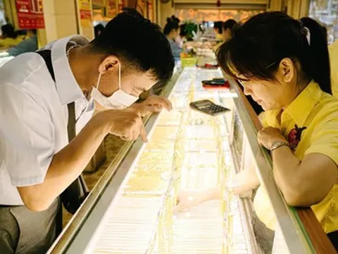 Giá vàng hôm nay 22-10: Vàng miếng, vàng nhẫn tiếp tục giảm