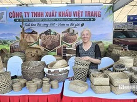 Nghệ nhân U80 đưa cây cói xuất ngoại thu về hàng triệu USD